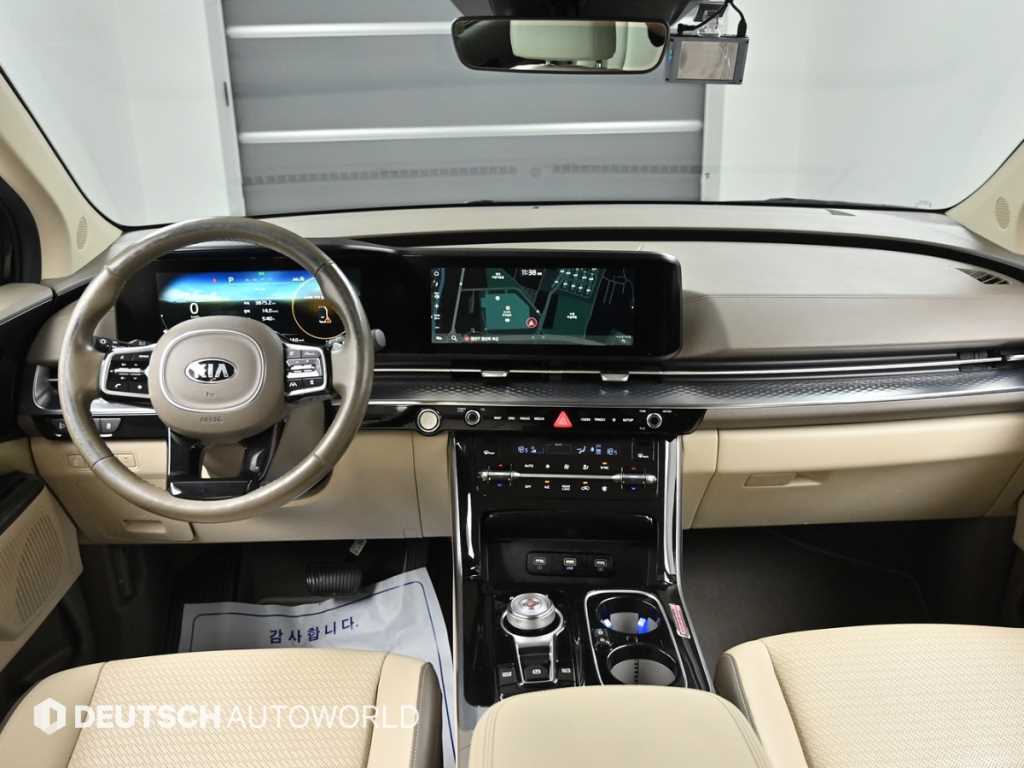KIA Carnival - Vista 7