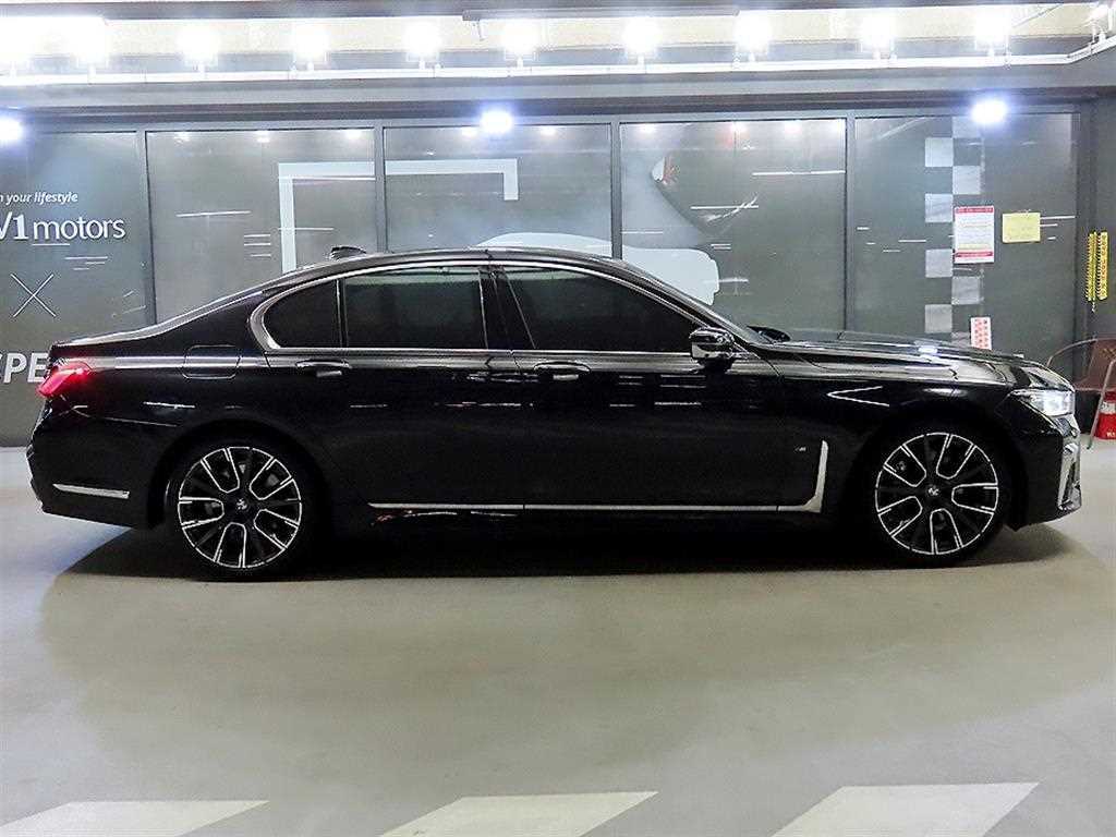 BMW 7 Series - Vista 3