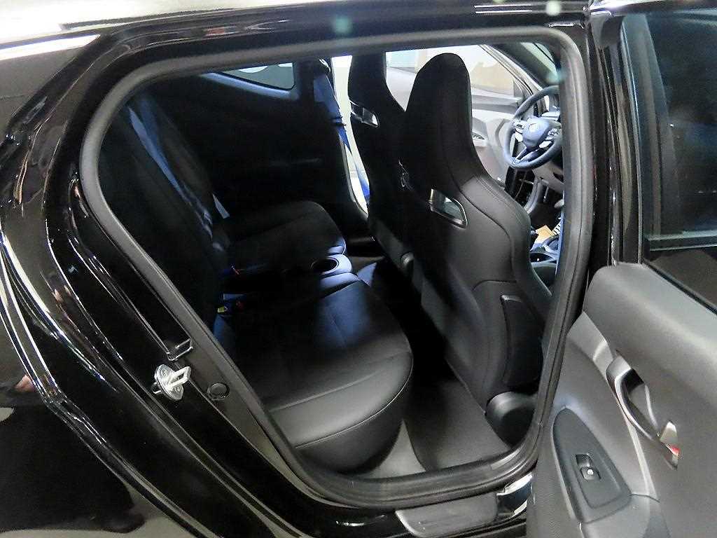 HYUNDAI Veloster - Vista 7