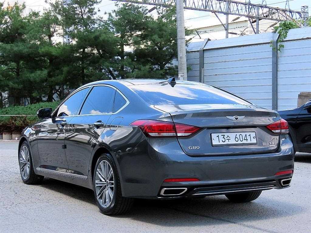 Genesis G80 - Vista 4