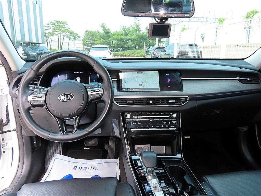 KIA K7 - Vista 7