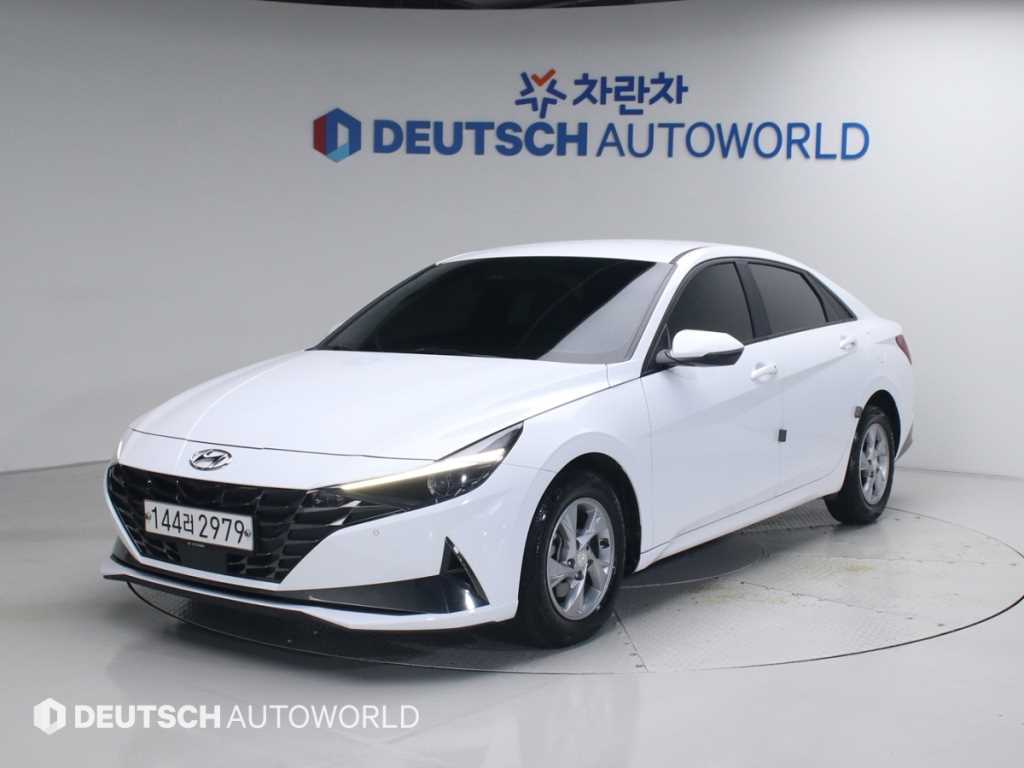 HYUNDAI Avante 2021 Blanco - Importación desde Corea - HF Imports Iquique - Foto 1