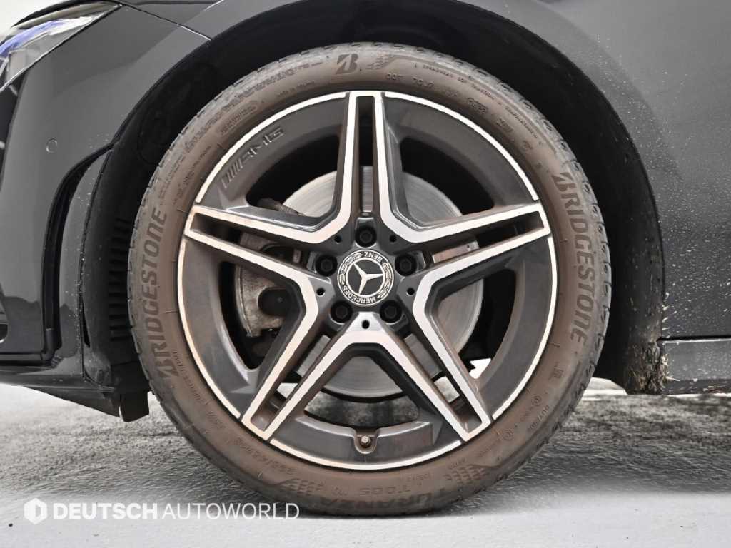 Mercedes Benz CLA Class - Vista 5