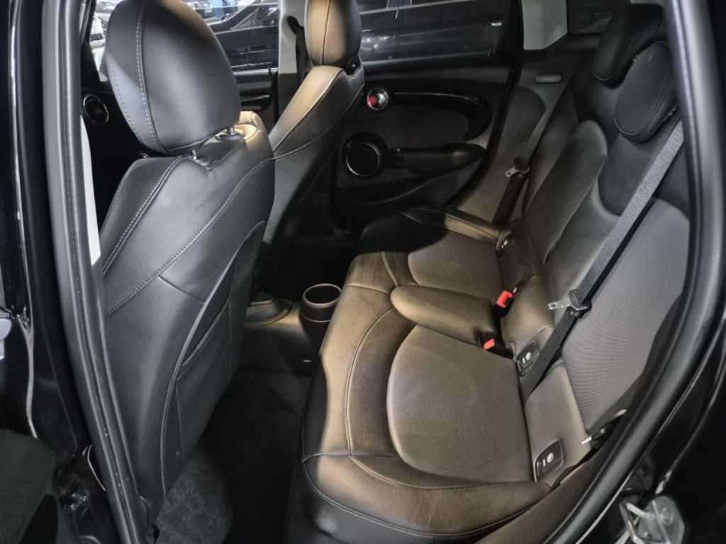 Mini Cooper - Vista 8