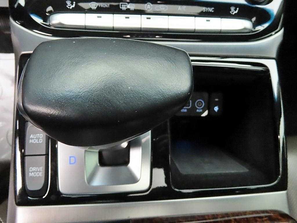 Genesis EQ900 - Vista 10