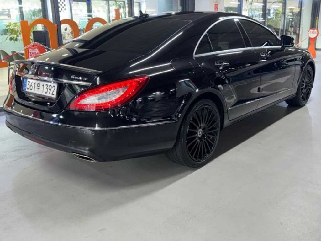Mercedes Benz CLS Class - Vista 2