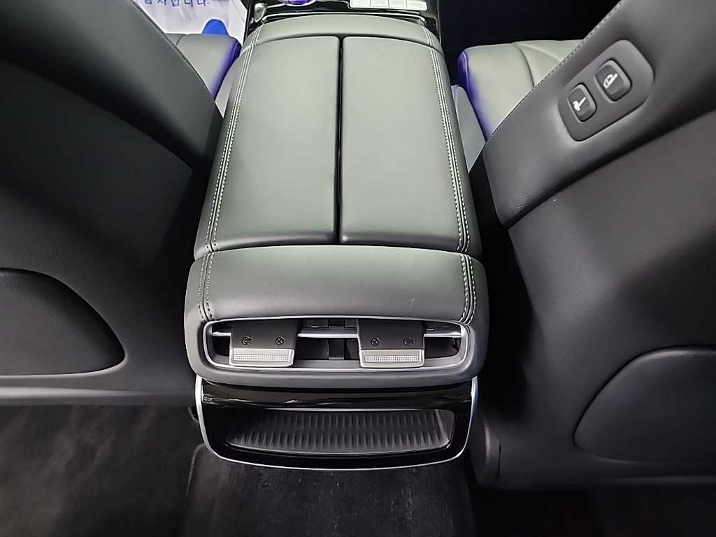 Genesis G80 2025 Negro - Importación desde Corea - HF Imports Iquique - Foto 13