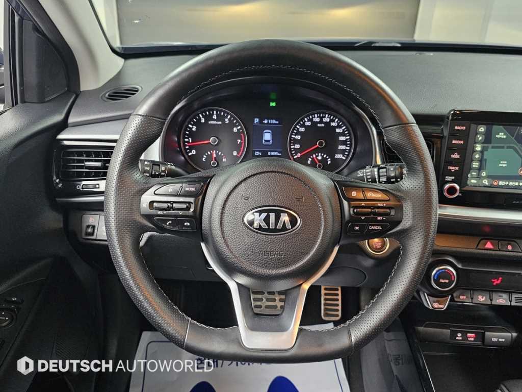 KIA Stonic 2020 Azul - Importación desde Corea - HF Imports Iquique - Foto 13