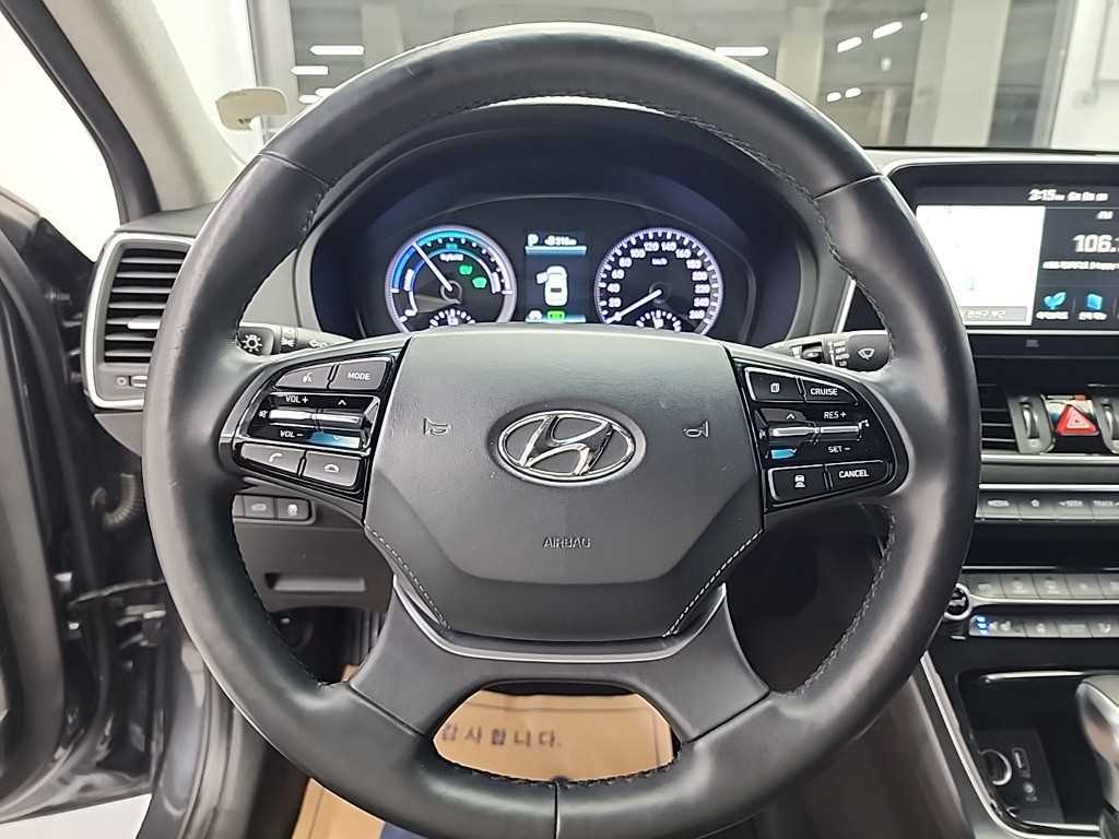 HYUNDAI Grandeur - Vista 9