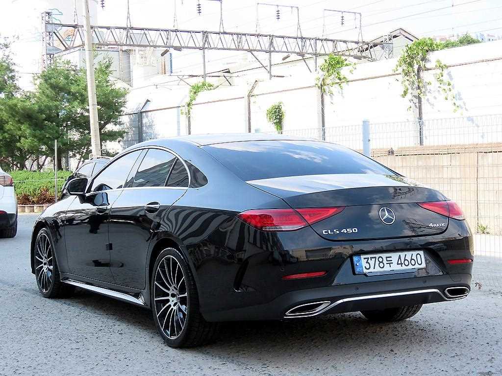 Mercedes Benz CLS Class - Vista 3