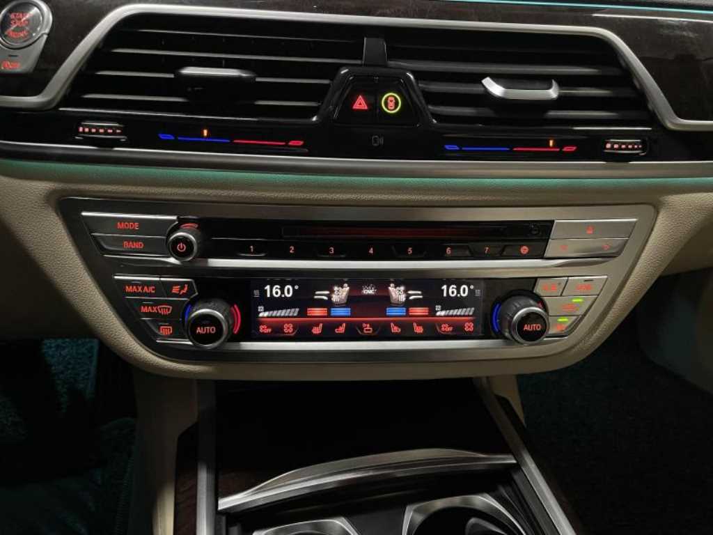 BMW 7 Series - Vista 11