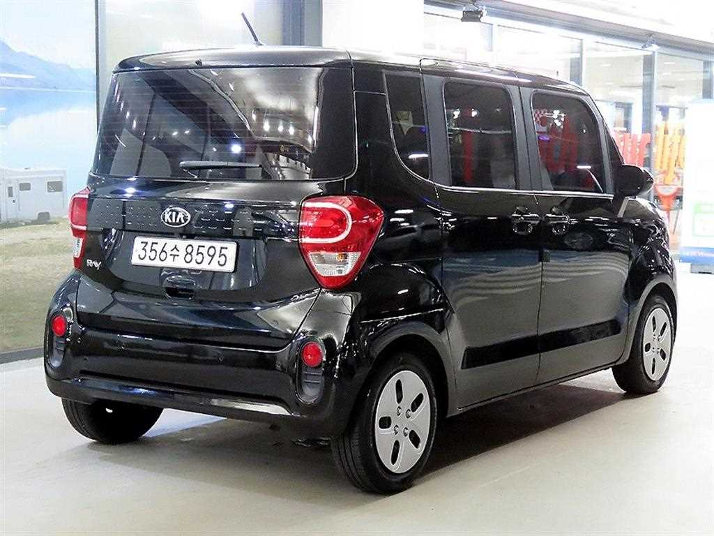 KIA Ray - Vista 4