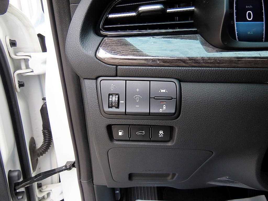KIA K7 - Vista 12