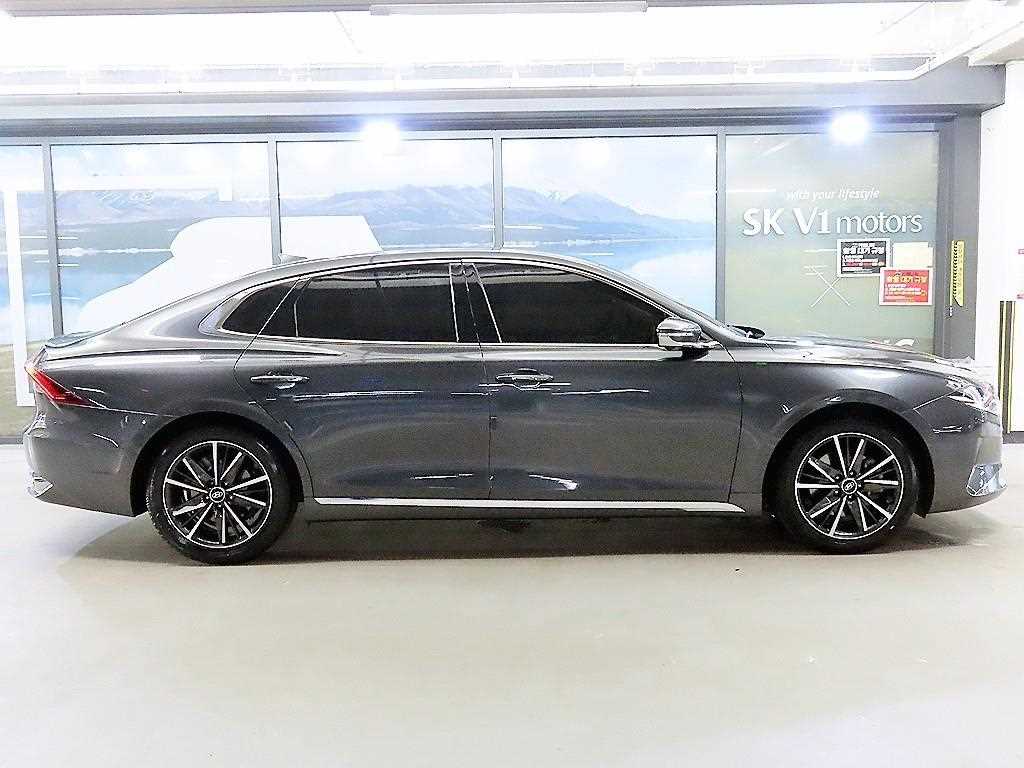 HYUNDAI Grandeur - Vista 3