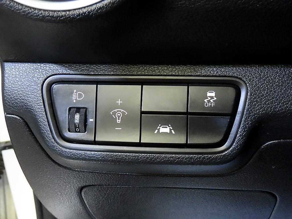 KIA K3 2019 Blanco - Importación desde Corea - HF Imports Iquique - Foto 14