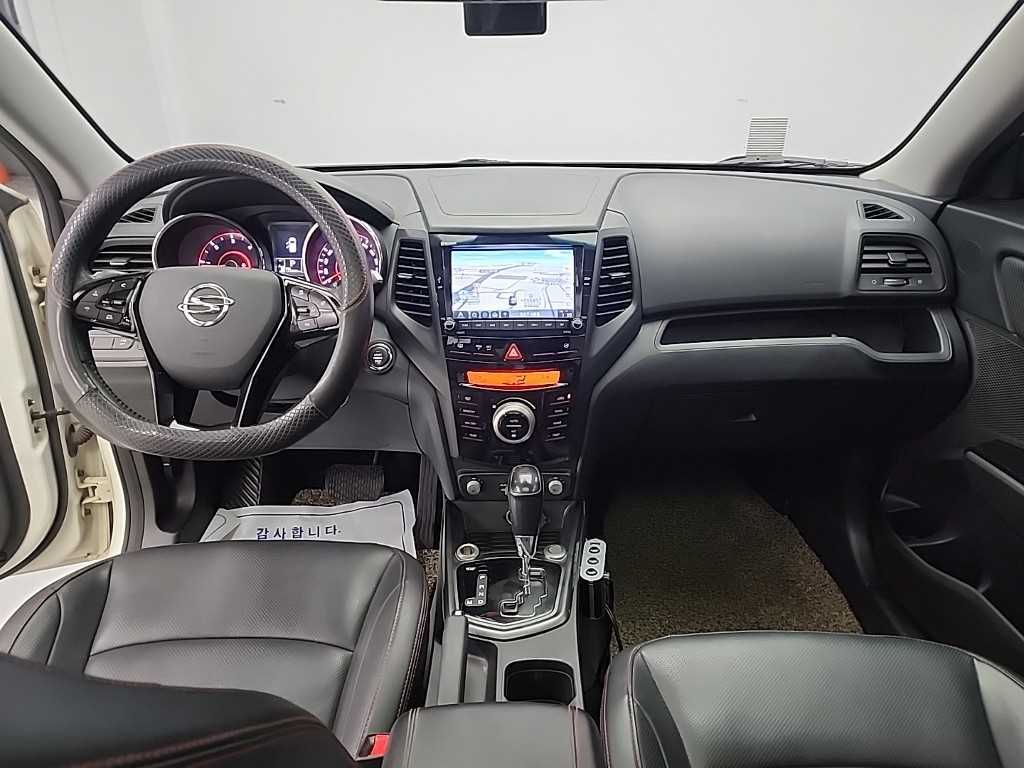 Ssangyong Tivoli - Vista 7