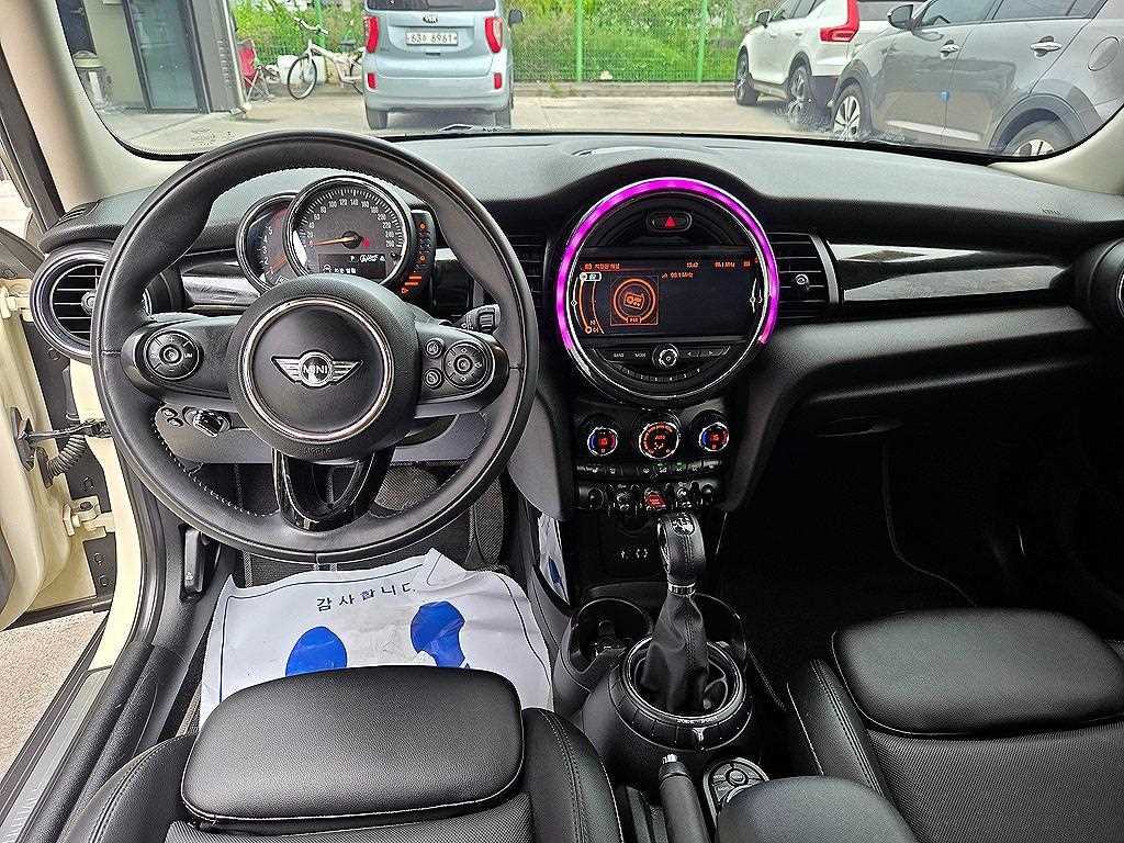 Mini Cooper - Vista 7