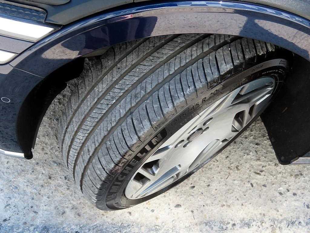 Genesis G90 2023 Azul - Importación desde Corea - HF Imports Iquique - Foto 20
