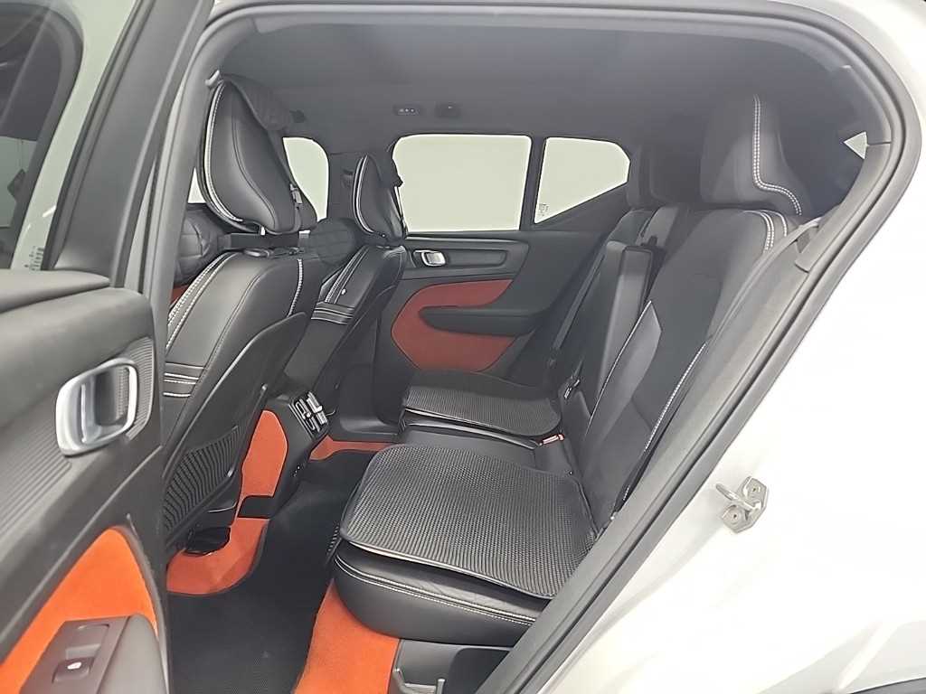 Volvo XC40 - Vista 12