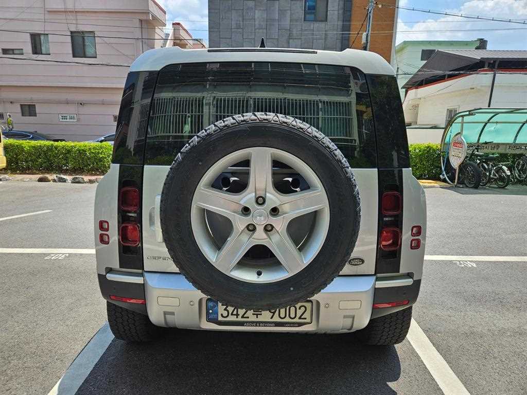 Land Rover Defender - Vista 4