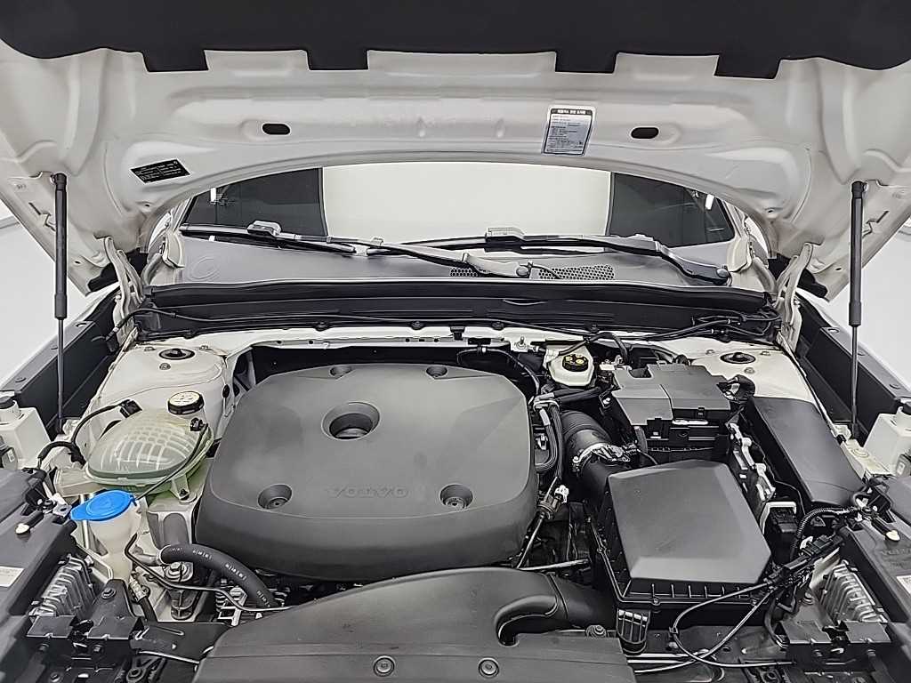 Volvo XC40 - Vista 5