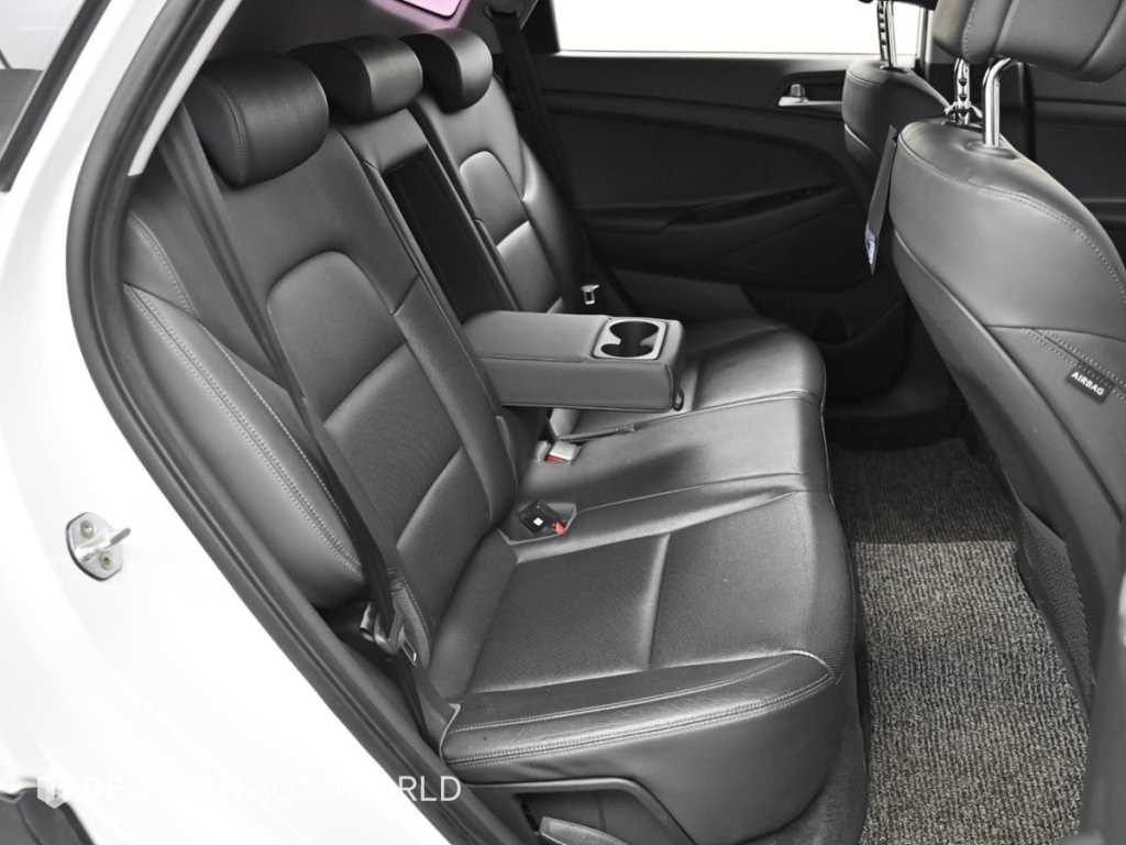HYUNDAI Tucson - Vista 12