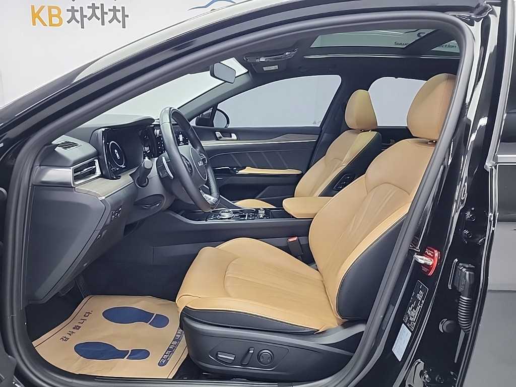 KIA K5 - Vista 11