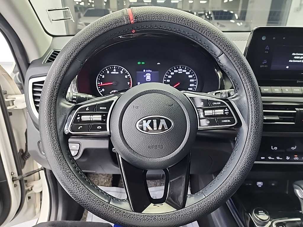 KIA Seltos - Vista 9
