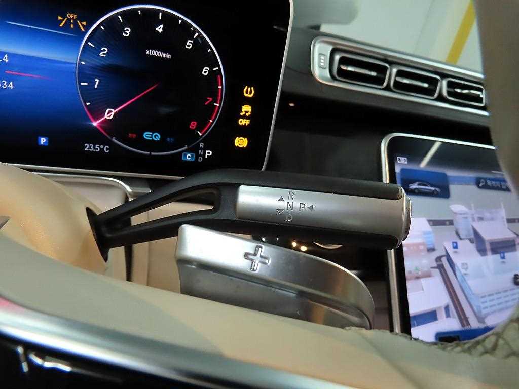 Mercedes Benz S Class - Vista 10
