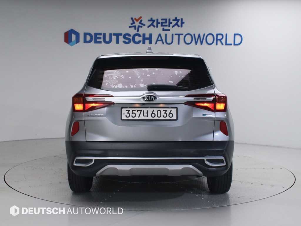 KIA Seltos - Vista 4