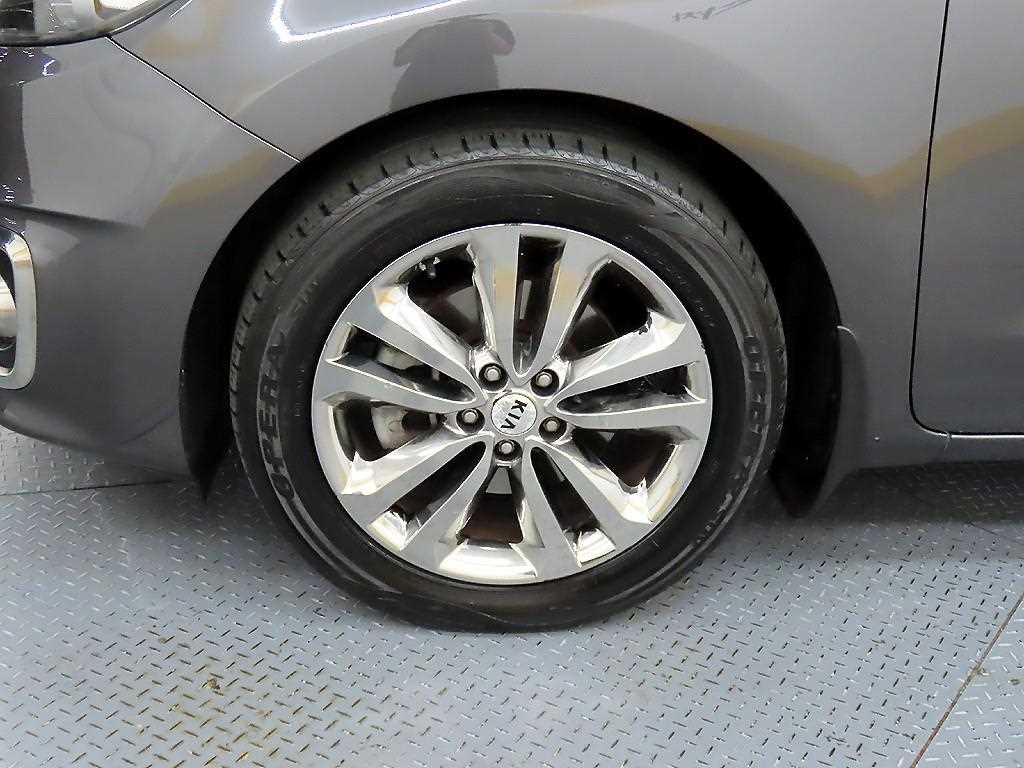 KIA Carnival 2018 Gris - Importación desde Corea - HF Imports Iquique - Foto 20