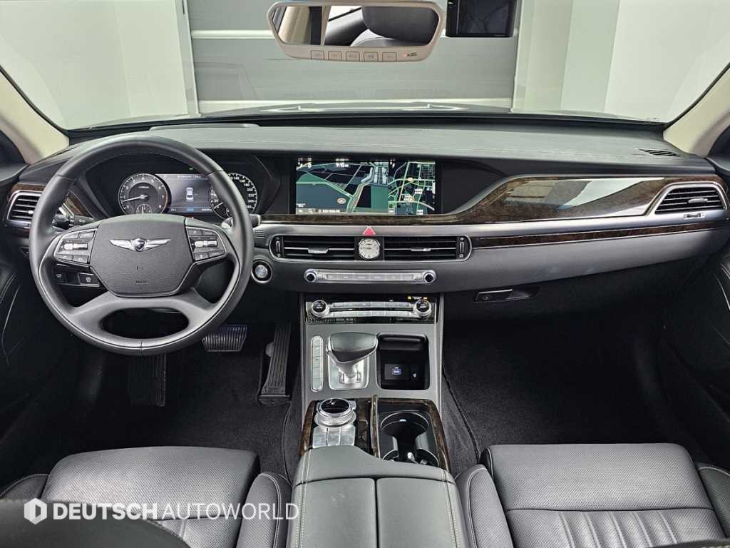 Genesis G90 - Vista 7