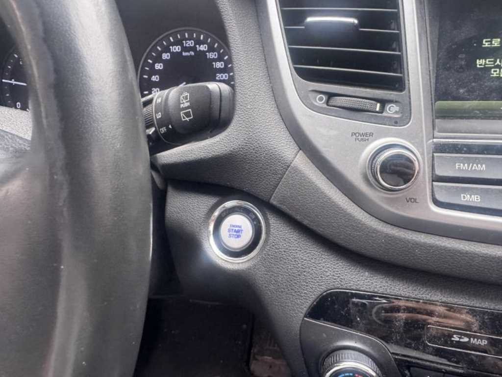 HYUNDAI Tucson - Vista 8