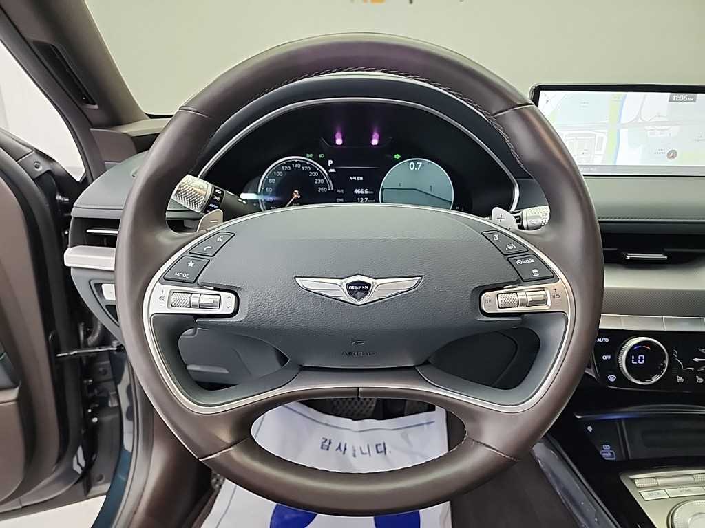 Genesis G80 - Vista 9
