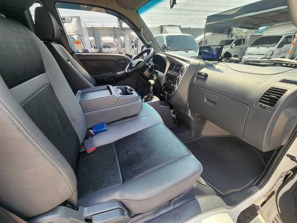 Small Truck Normal Box(High Deck) 2024 Blanco - Importación desde Corea - HF Imports Iquique - Foto 13
