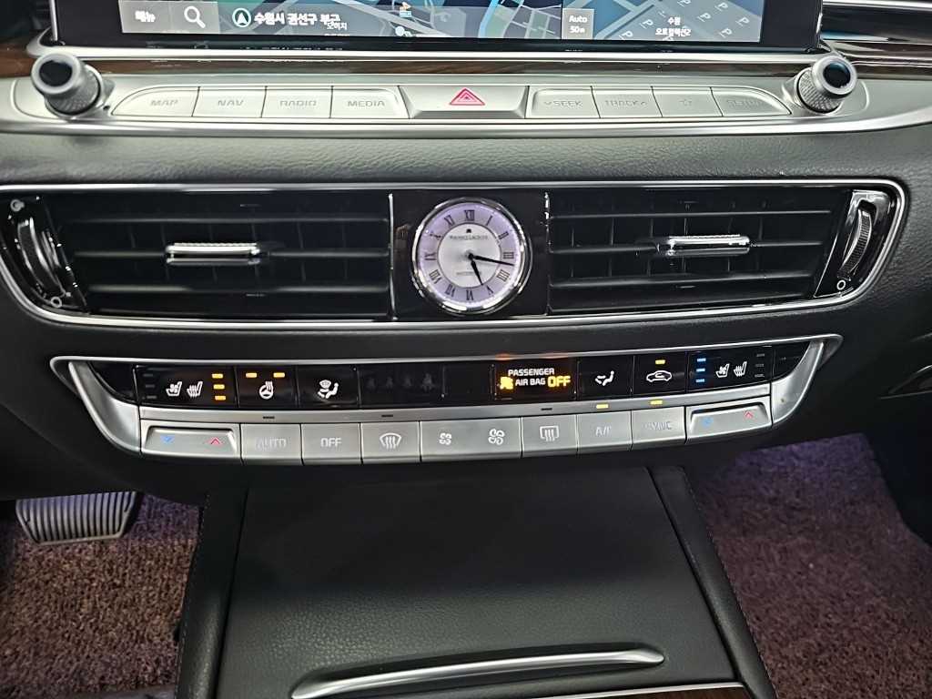 KIA K9 - Vista 10