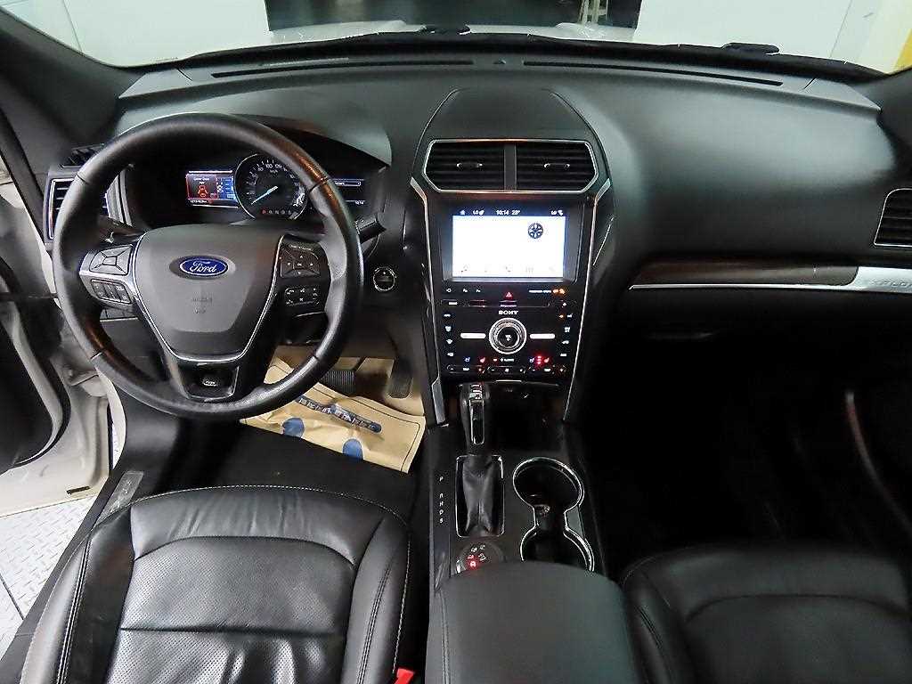 Ford Explorer - Vista 7