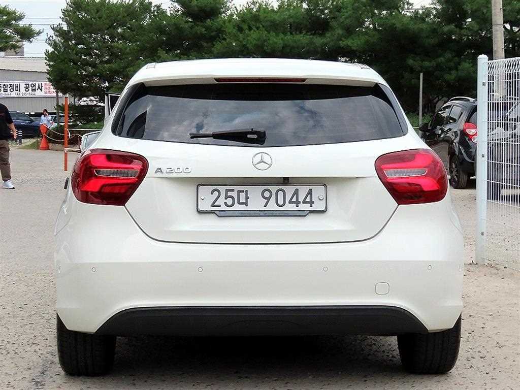 Mercedes Benz A Class - Vista 4