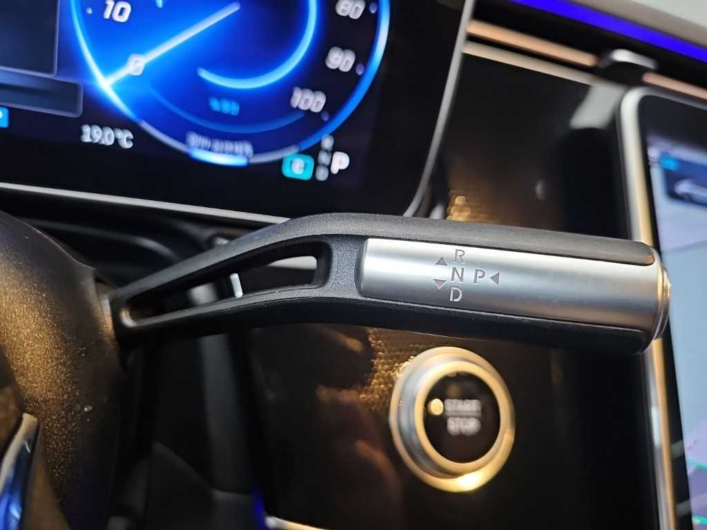 Mercedes Benz EQS - Vista 8