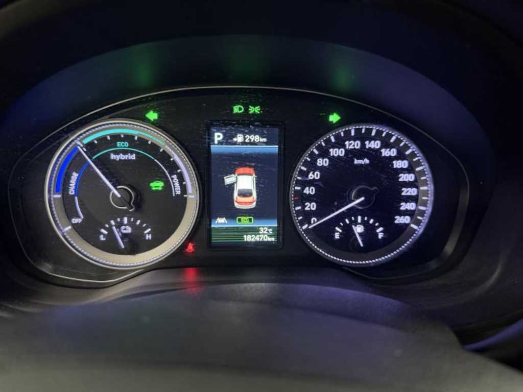 HYUNDAI Grandeur - Vista 4