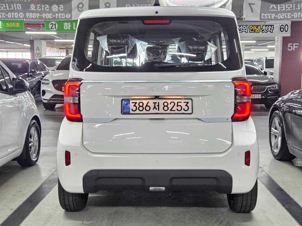 KIA Ray - Vista 5