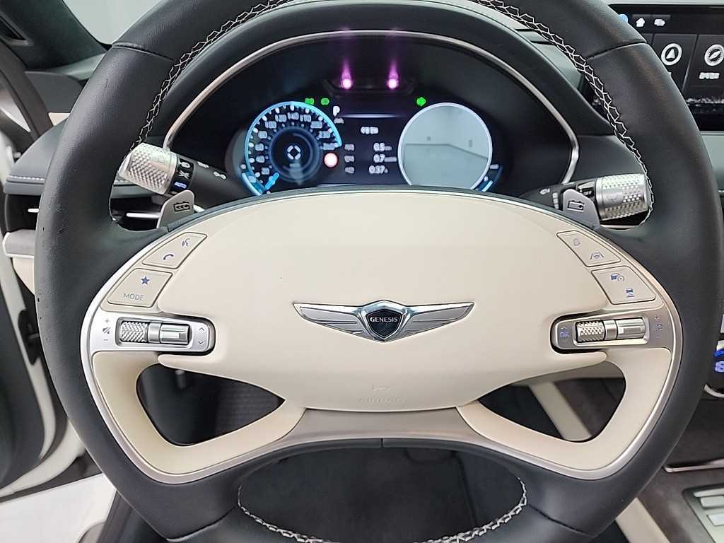 Genesis G80 - Vista 9