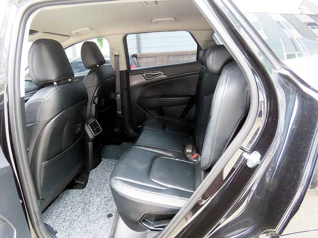 KIA Sportage - Vista 6