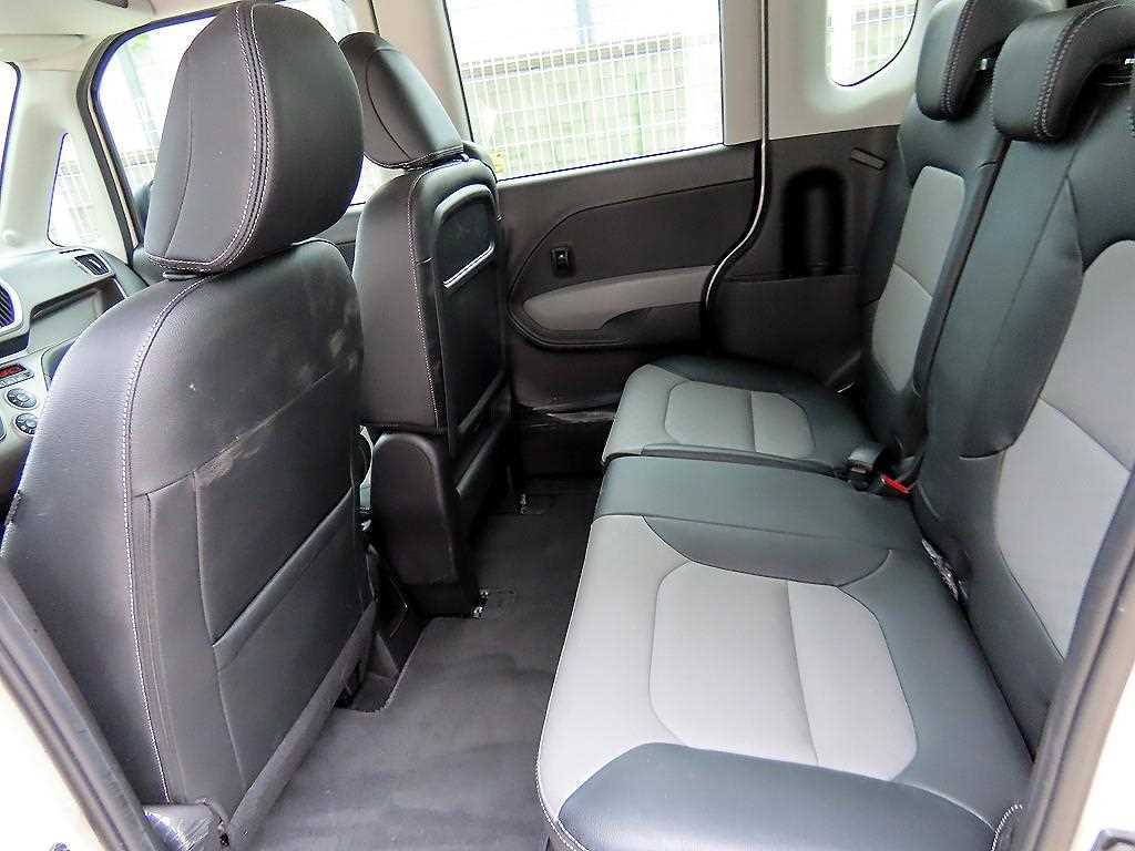 KIA Ray - Vista 6