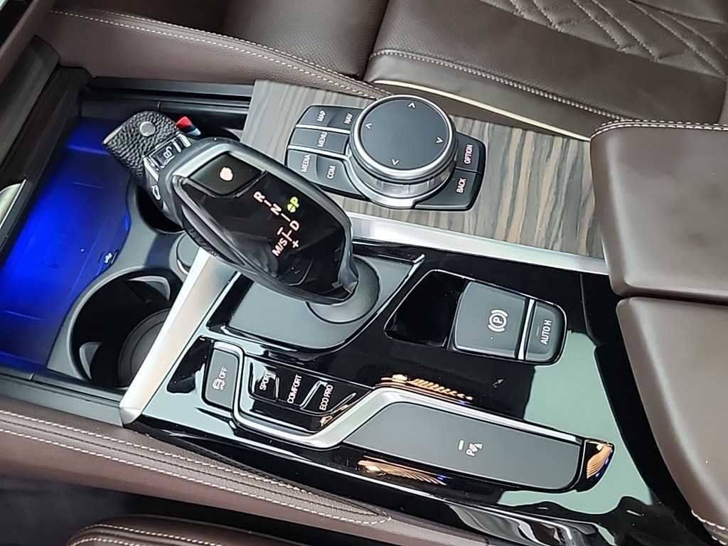 BMW 5 Series - Vista 8