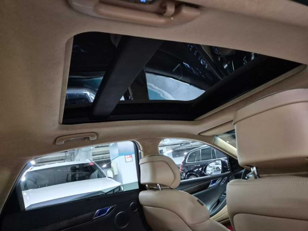 Genesis G80 - Vista 11