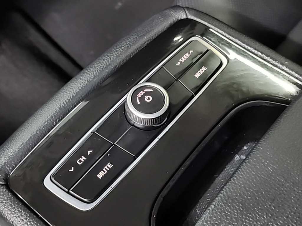 KIA K7 2017 Negro - Importación desde Corea - HF Imports Iquique - Foto 13