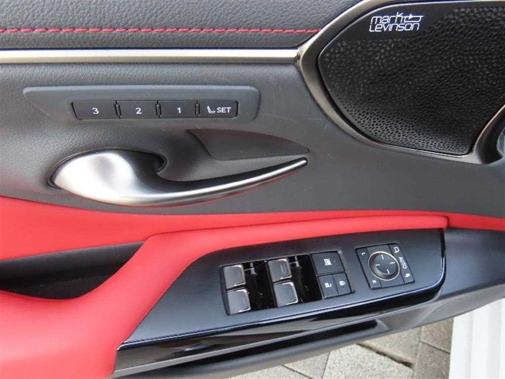 Lexus ES - Vista 12