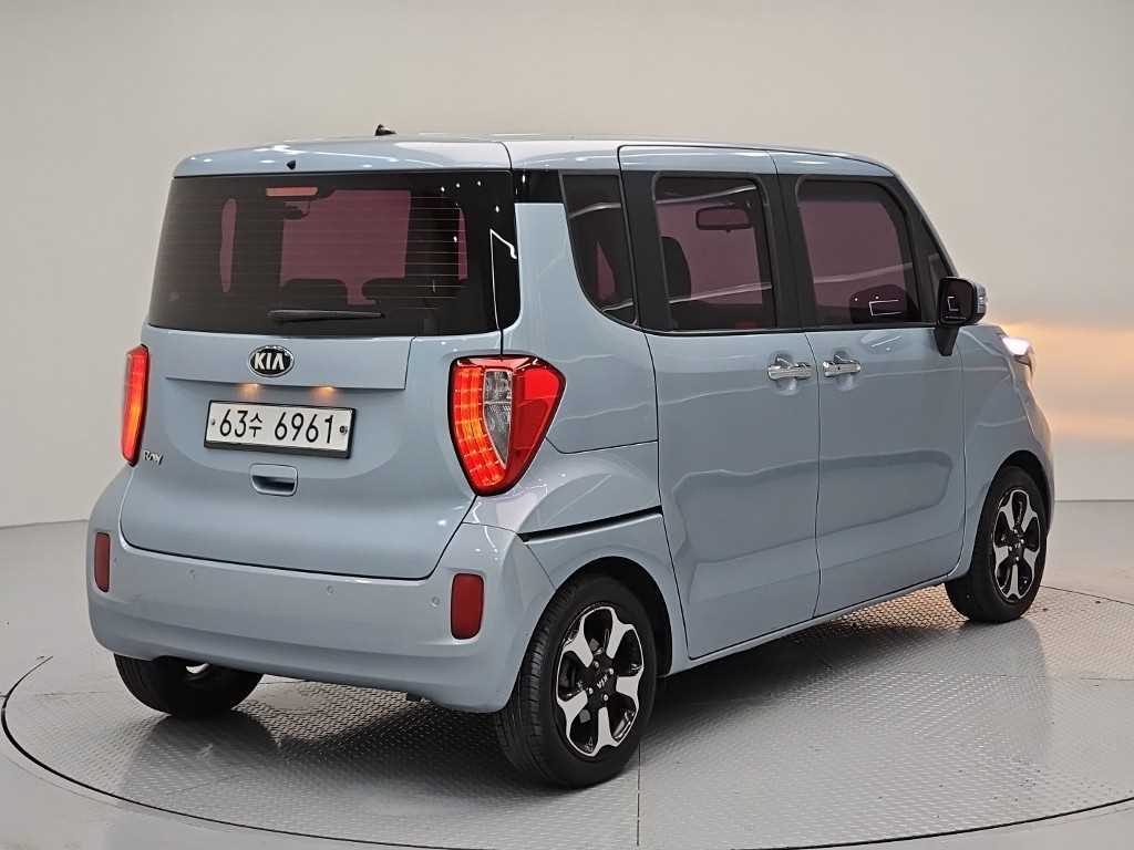 KIA Ray - Vista 4