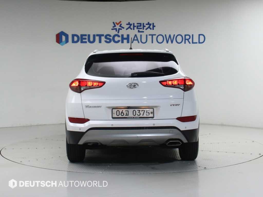 HYUNDAI Tucson - Vista 4